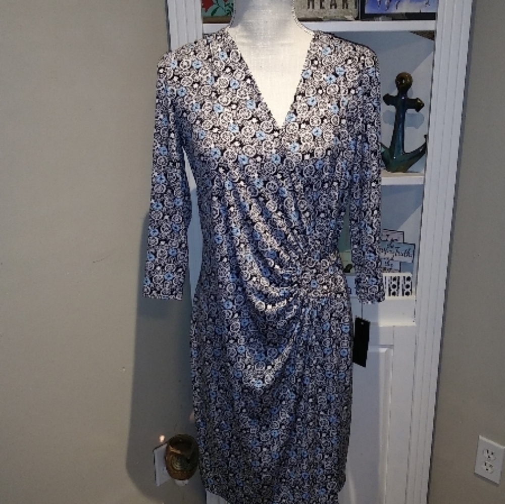 NWT AA Studio Beautiful wrap style dress